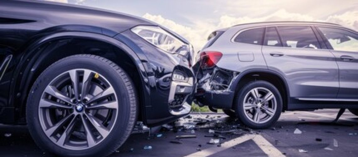 Como registrar uma solicitação de seguro automotivo